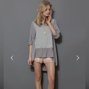 NWT GRACE & LACE  Gray Ruffle Tunic Top size M